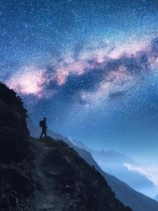 天地情悠悠，星空美如画封面